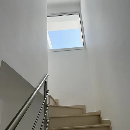 Altura View 4br House *