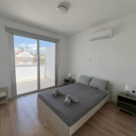 Altura View 4br House Holiday home Limassol