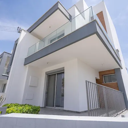 Altura View 4br House *